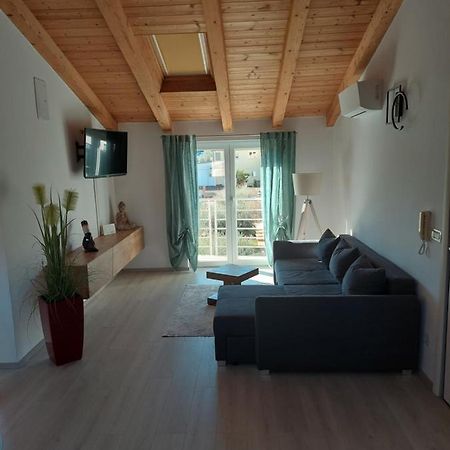 Apartment Julia Funtana Buitenkant foto